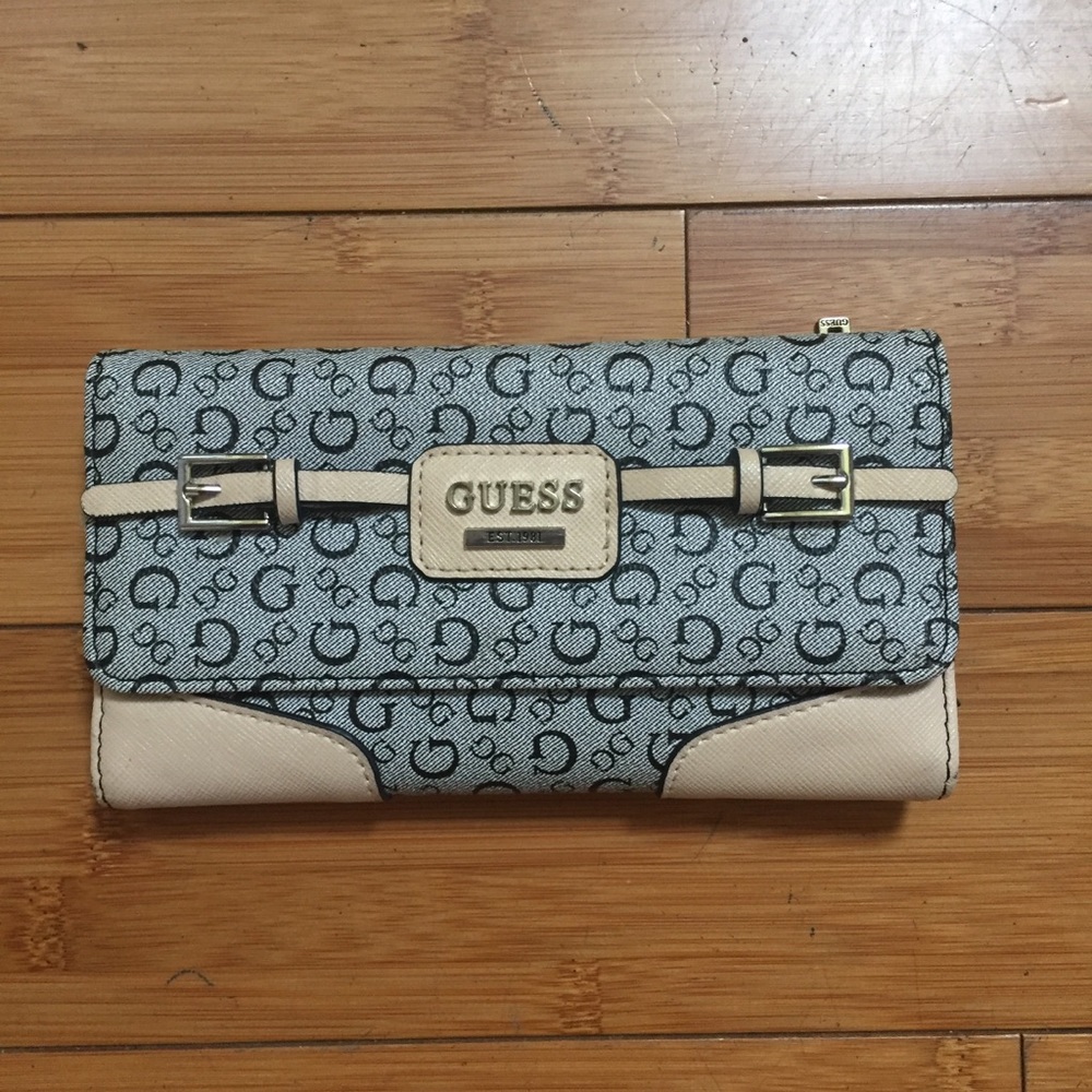 Guess wallet